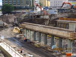 Neue Geschäftsbrücke